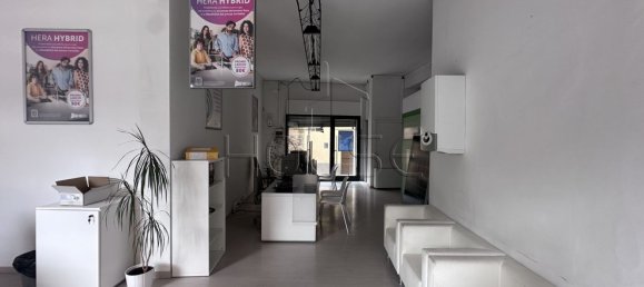 Büro in Città di Castello, Italy 75m², Nr. 300417 2