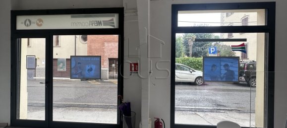 Büro in Città di Castello, Italy 75m², Nr. 300417 8