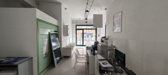 Büro in Città di Castello, Italy 75m², Nr. 300417 3