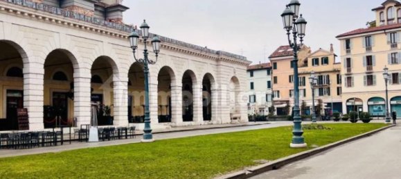 1 room Commercial property in Brescia, Italy No. 231494 10