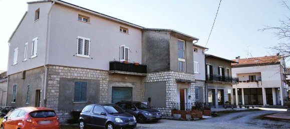 Склад 327м² в Ареццо, Италия № 324475 10