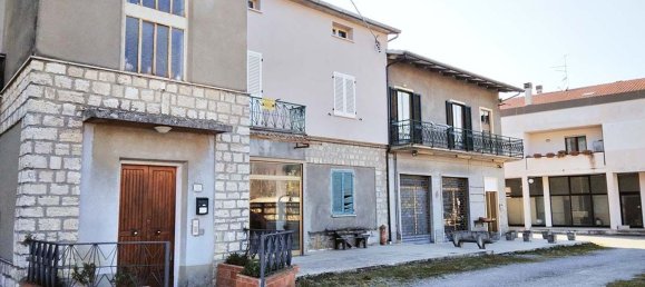 Склад 327м² в Ареццо, Италия № 324475 7