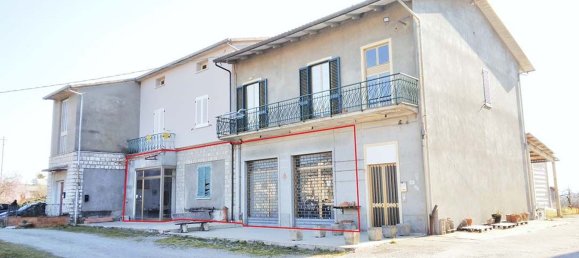 Склад 327м² в Ареццо, Италия № 324475 4