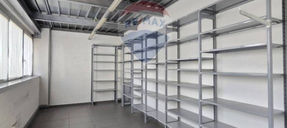 3-Zimmer Gewerbliche Immobilie in Varese, Italy, Nr. 378987 29