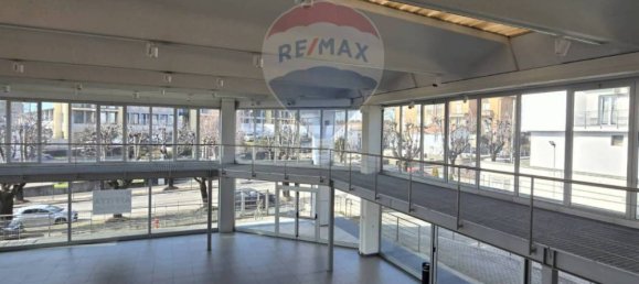 3-Zimmer Gewerbliche Immobilie in Varese, Italy, Nr. 378987 19