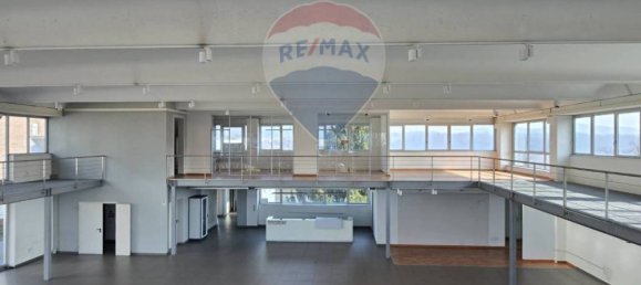 3-Zimmer Gewerbliche Immobilie in Varese, Italy, Nr. 378987 13