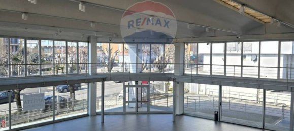 3-Zimmer Gewerbliche Immobilie in Varese, Italy, Nr. 378987 15