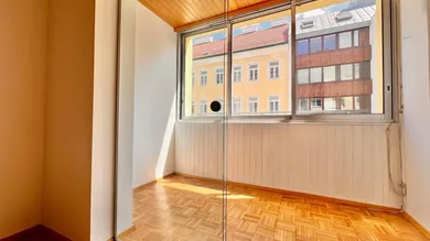 Apartamento de 1 dormitorio en Rudolfsheim-Funfhaus, Austria No. 250386