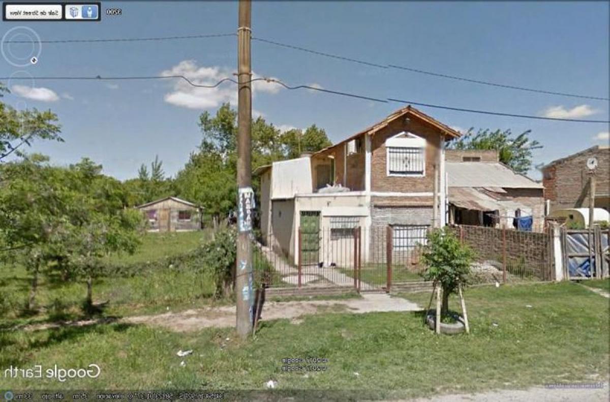 2 bedrooms House in Presidente Peron, Argentina No. 53692