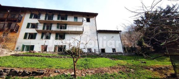 6 bedrooms House in Val Brembilla, Italy No. 81378 20
