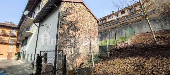 6 bedrooms House in Val Brembilla, Italy No. 81378 5