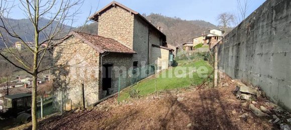 6 bedrooms House in Val Brembilla, Italy No. 81378 6