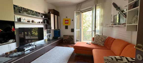 3 bedrooms Apartment in Pavia, Italy No. 372532 2