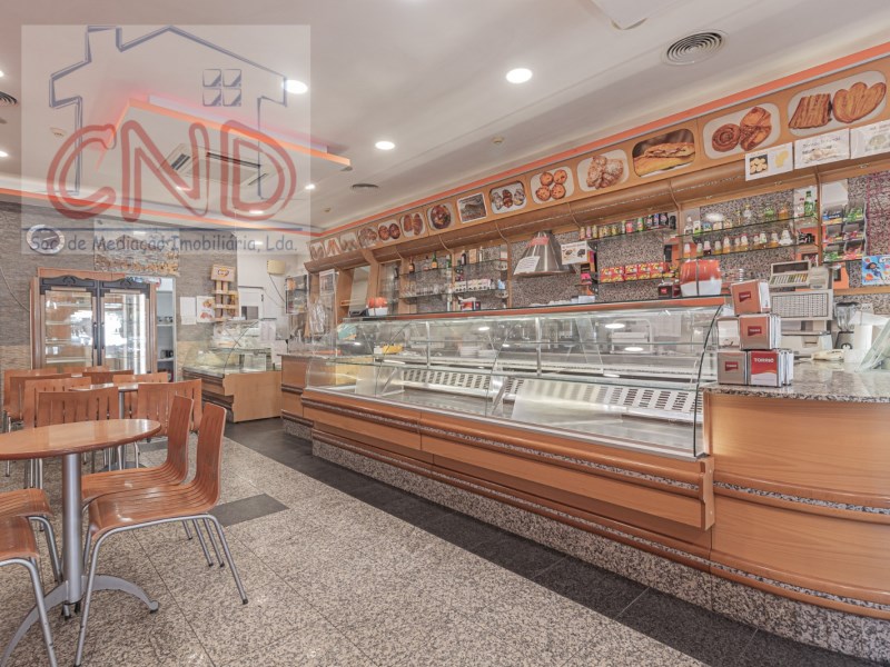 47m² Commercial property in Rio de Mouro, Portugal No. 87687