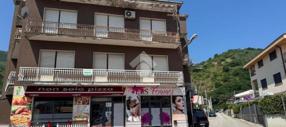 Gewerbliche Immobilie in Pozzilli, Italy 90m², Nr. 324244 6