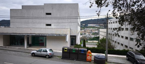 Gewerbliche Immobilie in Vizela, Portugal 186m², Nr. 11739 2
