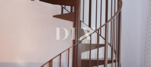 2 Schlafzimmer Doppelhaus in Fontainebleau, France, Nr. 351618 6