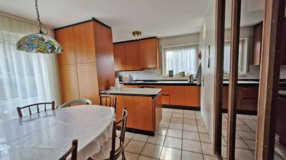 Дом с 7 спальнями в Энц, Германия № 226737