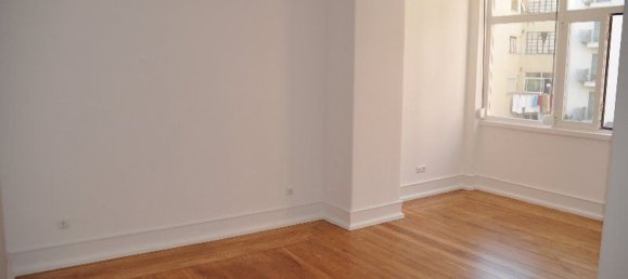 3 bedrooms Apartment in Lisbon, Portugal No. 189906 12