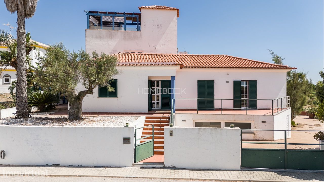 5 bedrooms Building in Castro Marim, Portugal No. 243512