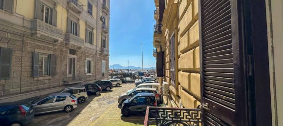 5-Zimmer Büro in Naples, Italy, Nr. 12396 11