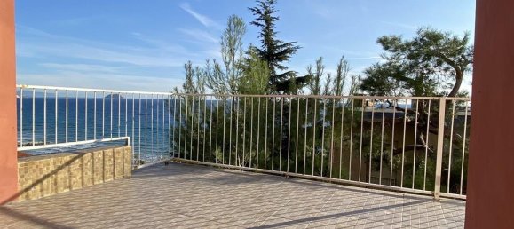 Квартира с 3 комнатами в Лайгуэлья, Италия № 117624 3