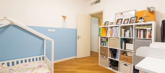 Квартира с 3 спальнями в Триест, Италия № 349077 14