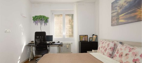 Квартира с 3 спальнями в Триест, Италия № 349077 8