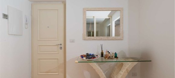 Квартира с 3 спальнями в Триест, Италия № 349077 5