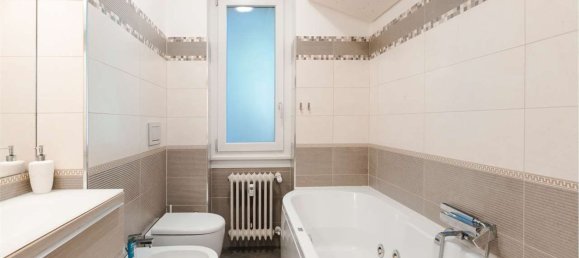 Квартира с 3 спальнями в Триест, Италия № 349077 13