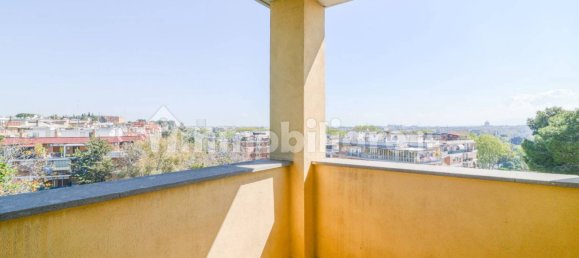 1 غرف نوم شقة في Rome, Italy رقم 356903 4