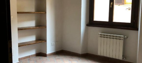 5 rooms Apartment in Poggibonsi, Italy No. 112789 7