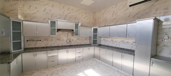 8 bedrooms Villa in Seih Al Ghubb, UAE No. 23155 3