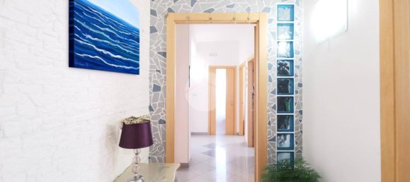 3 Schlafzimmer Haus in Lucera, Italy, Nr. 287125 6