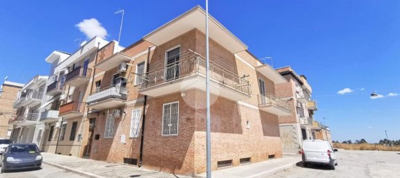 3 Schlafzimmer Haus in Lucera, Italy, Nr. 287125 27