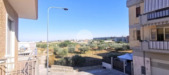 3 Schlafzimmer Haus in Lucera, Italy, Nr. 287125 9