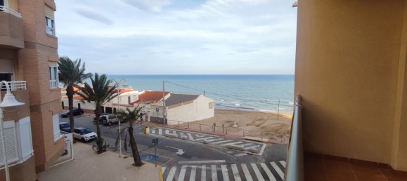 3 غرف نوم شقة في Guardamar del Segura, Spain رقم 8282 3