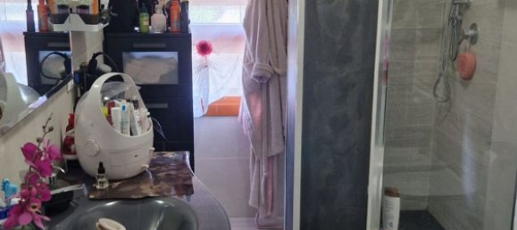 Квартира с 3 комнатами в Лимбьяте, Италия № 102304 12