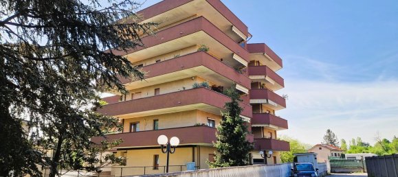 Квартира с 3 комнатами в Лимбьяте, Италия № 102304 13