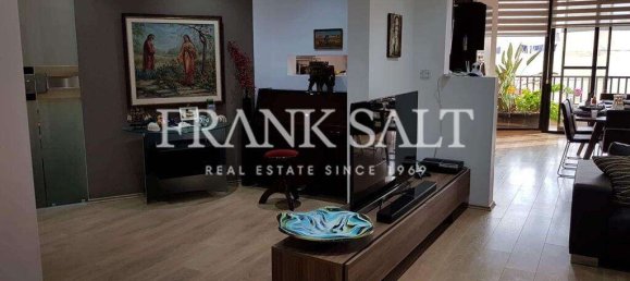 3 Schlafzimmer Wohnung in Saint Julian's, Malta, Nr. 8922 8