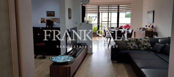 3 Schlafzimmer Wohnung in Saint Julian's, Malta, Nr. 8922 5