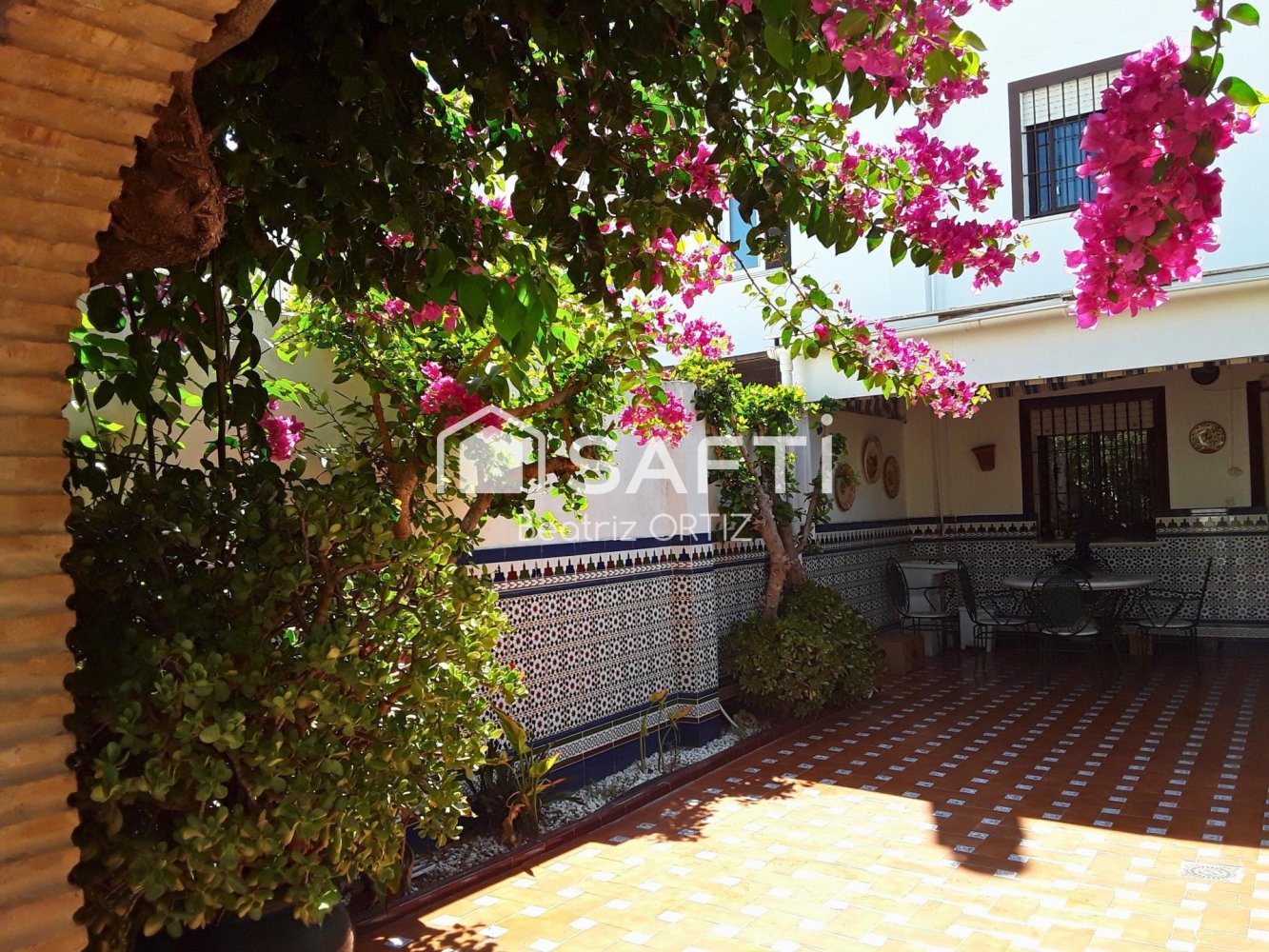 Adosado de 3 dormitorios en Chipiona, Spain No. 180378