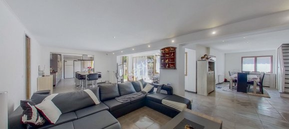 5 Schlafzimmer Haus in Ennery, France, Nr. 182352 2