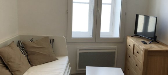 Edificio de 1 habitación en Orleans, France No. 260836 6