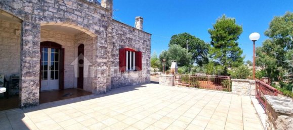 3 bedrooms Villa in Fasano, Italy No. 265798 3