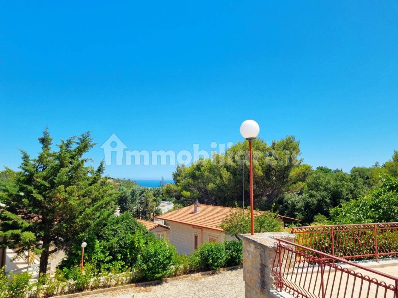 3 bedrooms Villa in Fasano, Italy No. 265798