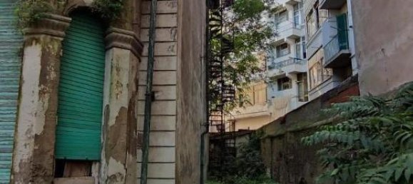 10-salle Bâtiment à Piombino, Italy No. 26809 4