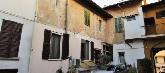 2 rooms House in Sedriano, Italy No. 112845 3