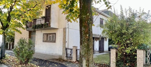 10 Schlafzimmer Haus in Castelfranco Emilia, Italy, Nr. 320428 2