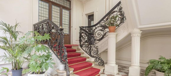 7 rooms Apartment in Paris, France No. 360777 5